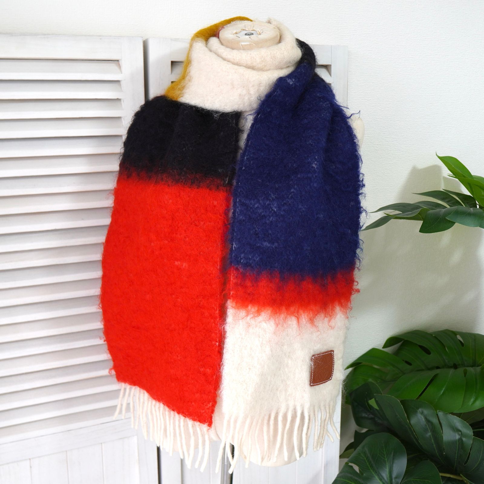 ロエベ アナグラム レザーパッチ モヘア マフラー マルチカラー - メルカリ