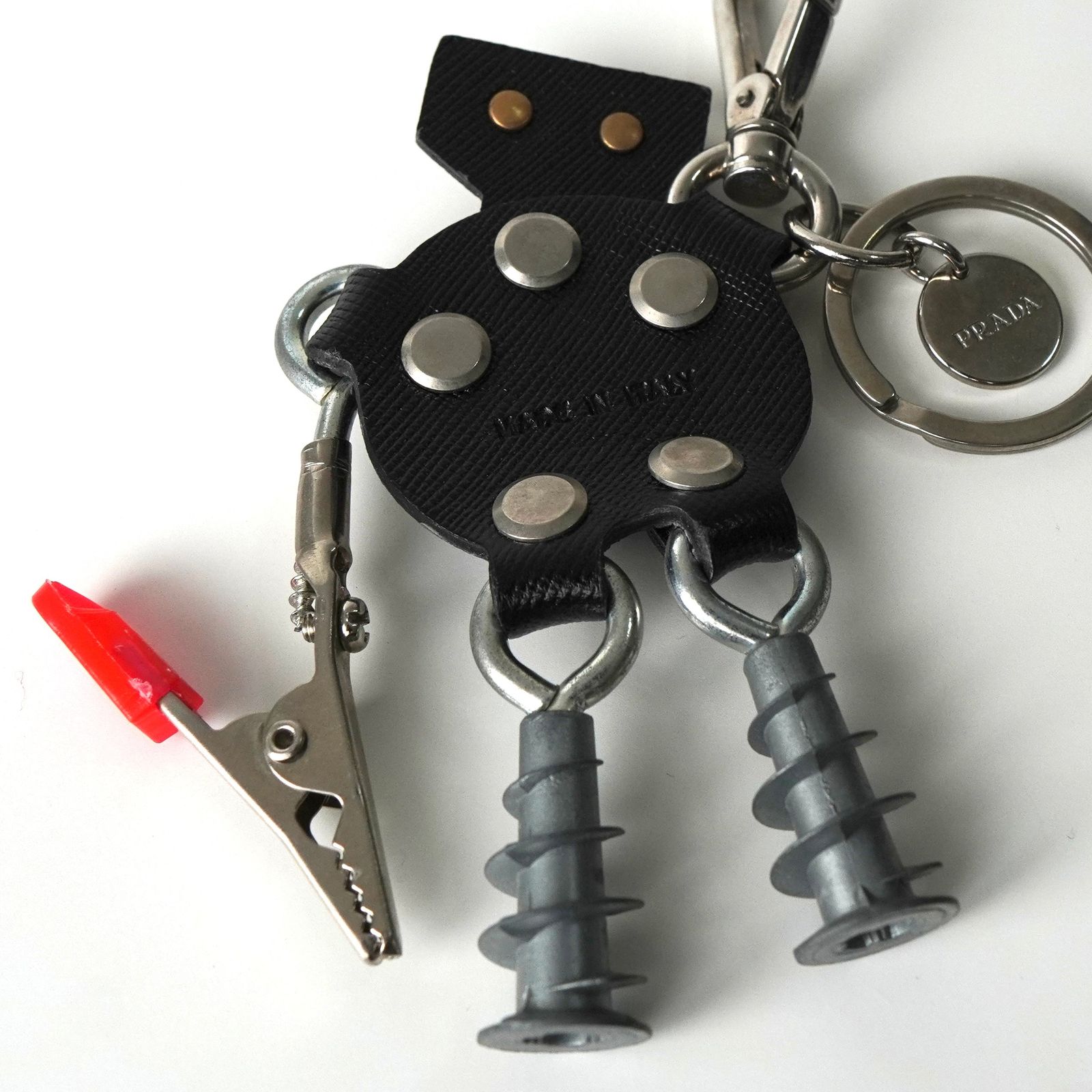 プラダ キーホルダー マリー ロボット サフィアーノ チャーム キーリング プラダ キーホルダー マリー ロボット サフィアーノ チャーム キーリング