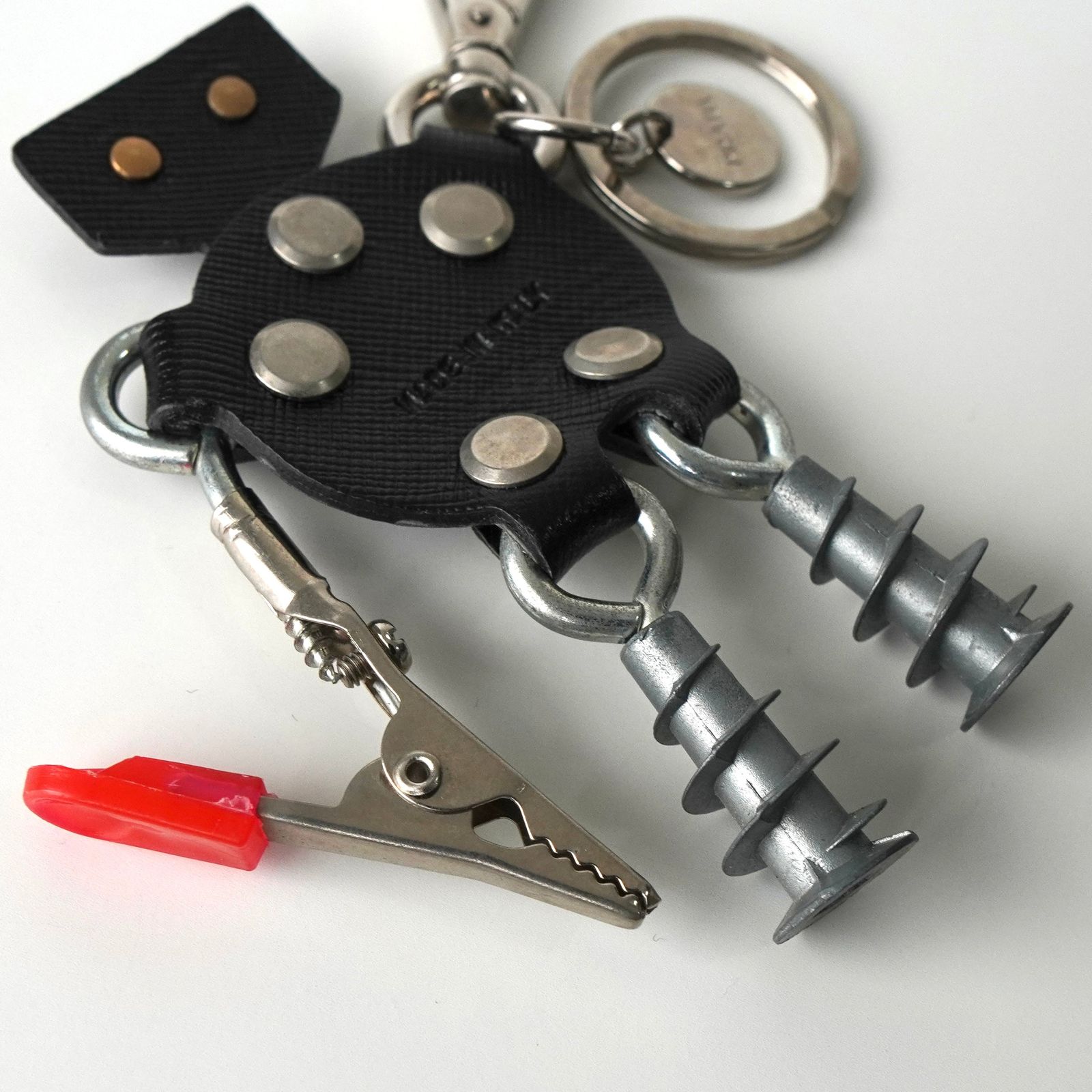 プラダ ロボット サフィアーノレザー キーリング キーホルダー