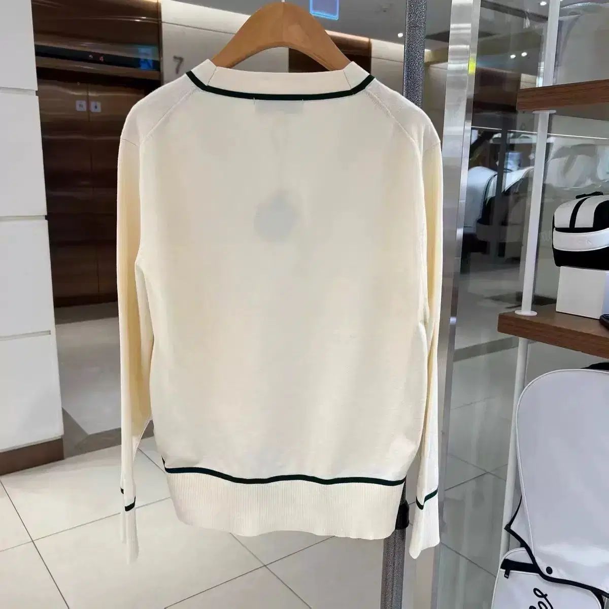 マルボンゴルフ レディースニットカーディガン - メルカリ