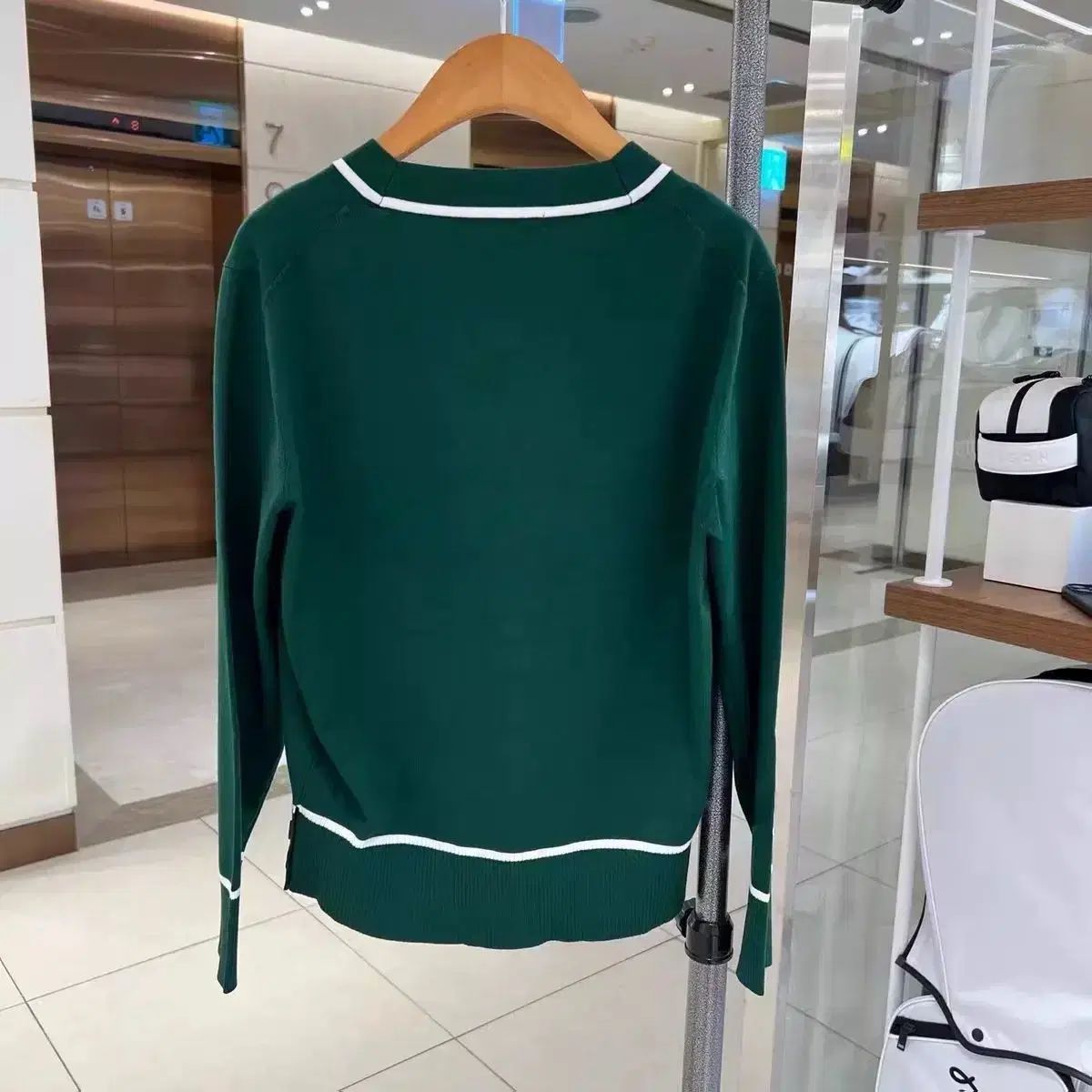 マルボンゴルフ レディースニットカーディガン - メルカリ