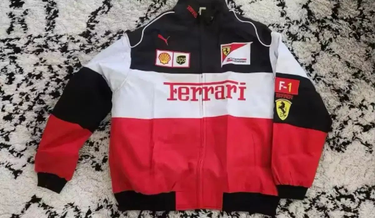 Ferrari(フェラーリ) F1 レーシン ジャケット 2XL 新品 - メルカリ