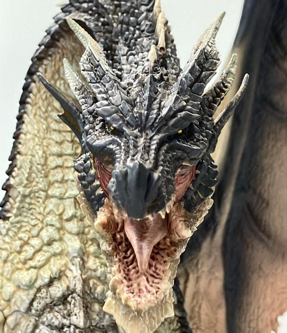 美品 モンスターハンター CFBクリエイターズモデル 黒龍 ミラボレアス