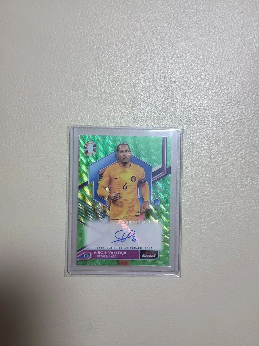 新年割引 TOPPS リヴァプール サッカー バンダイク サイン オート カード 99