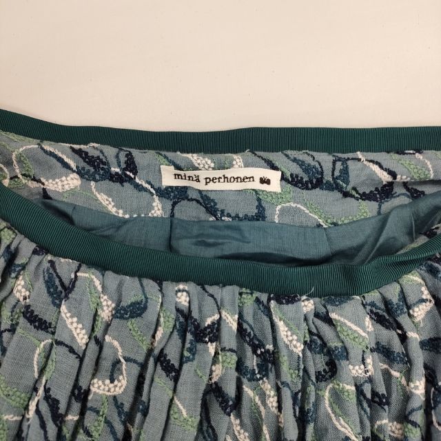 mina perhonen mousse 刺繍 ss5865 リネン サイズ38 スカート ブルー