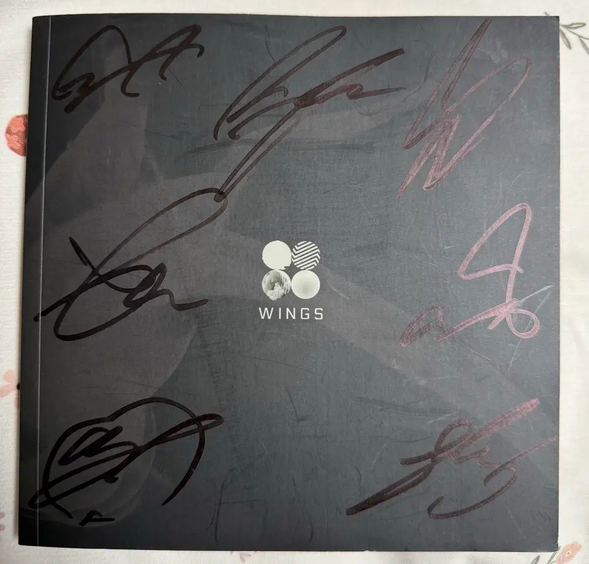 BTSアルバム　サイン入り bts サイン入り アルバム - メルカリ