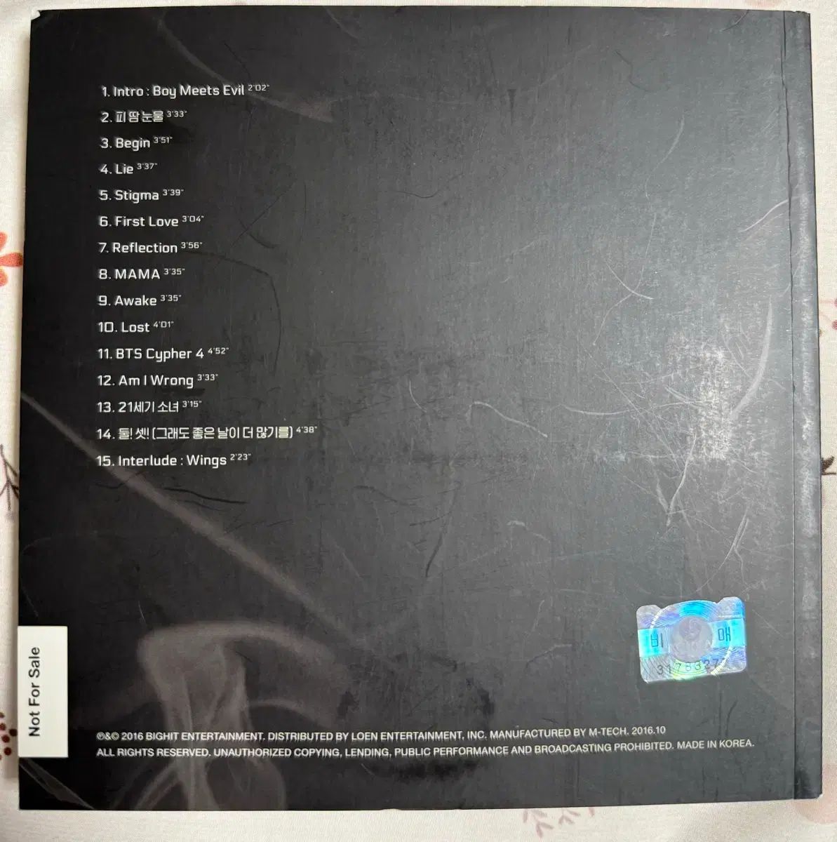 BTS Wings サイン入りアルバム - メルカリ