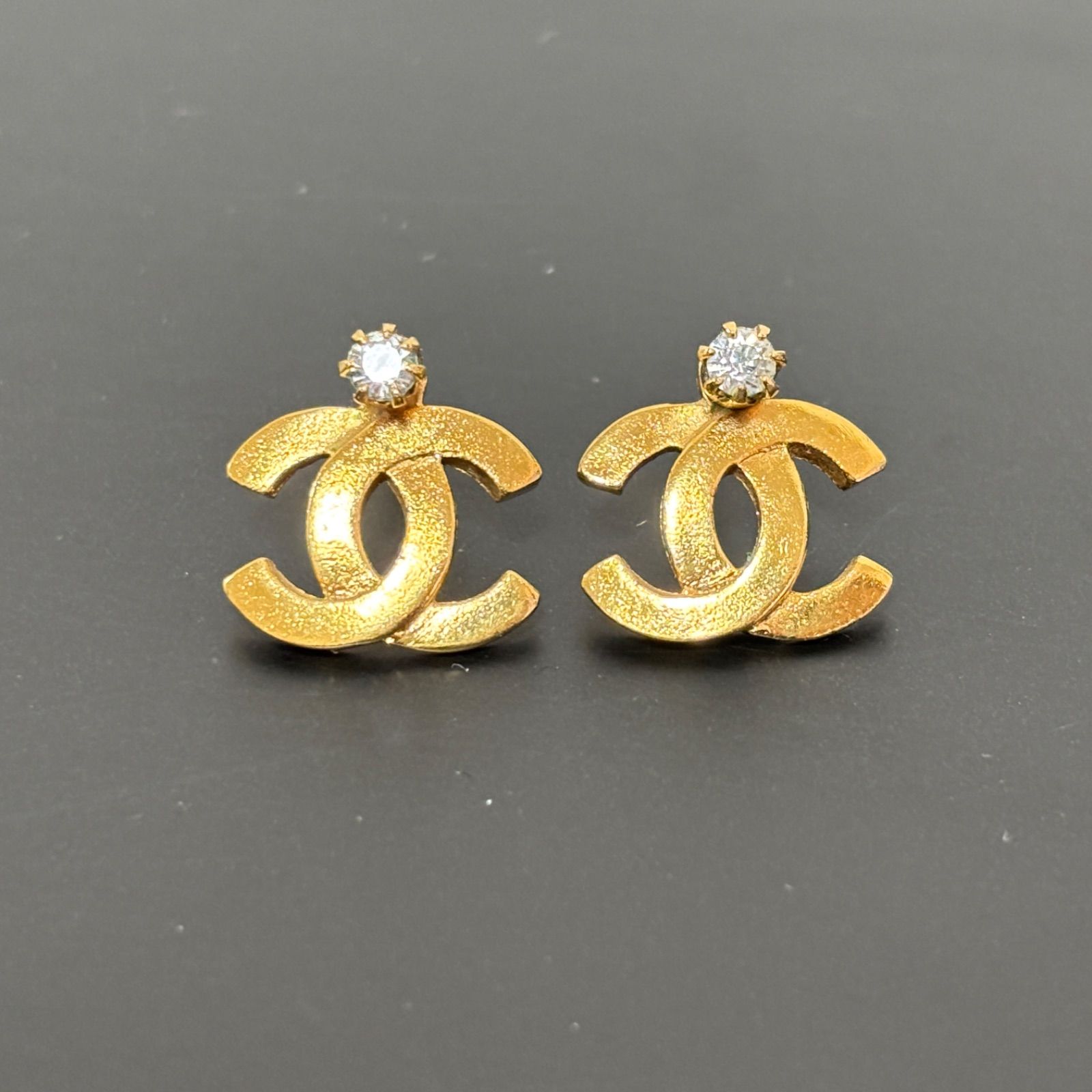 CHANEL シャネル ココマーク ピアス ゴールド ラインストーン 