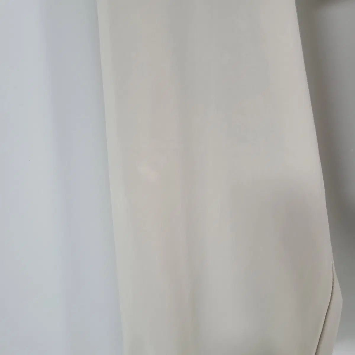 2025年 G FORE(ジーフォア) 百貨店購入 Vネック ウィンドブレーカー