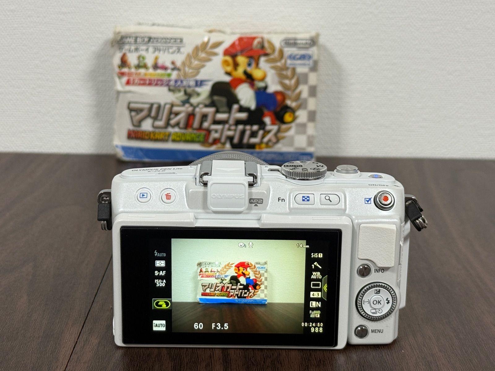 OLYMPUS PEN Lite E-PL6 ダブルズームキット シャッター枚数197枚