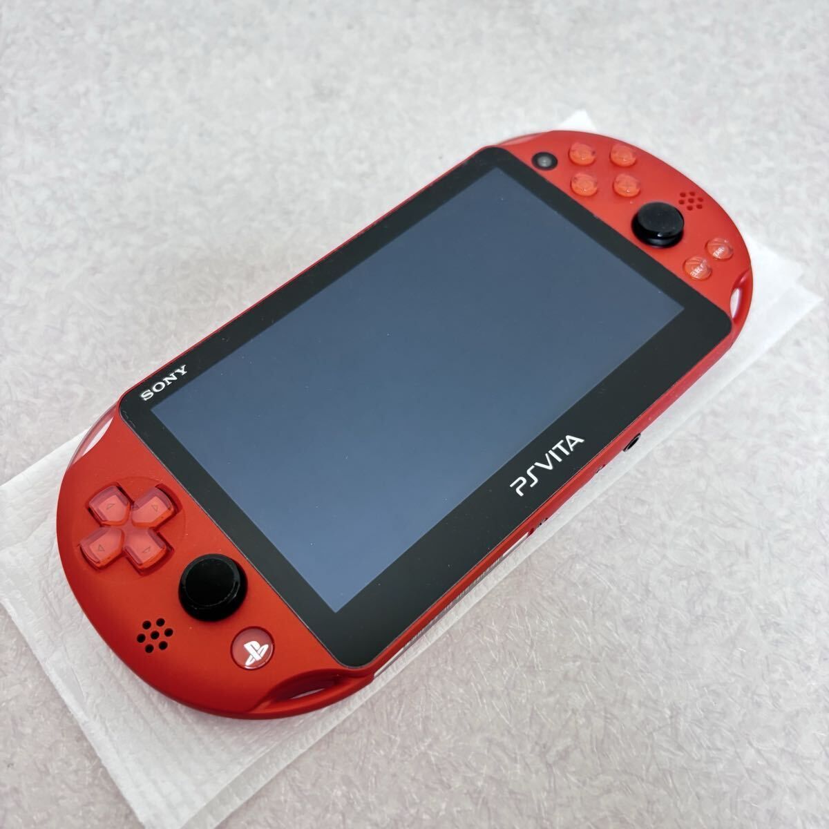 □【極美品】PSVITA ビータ PCH-2000/PCH2000 メタリックレッド
