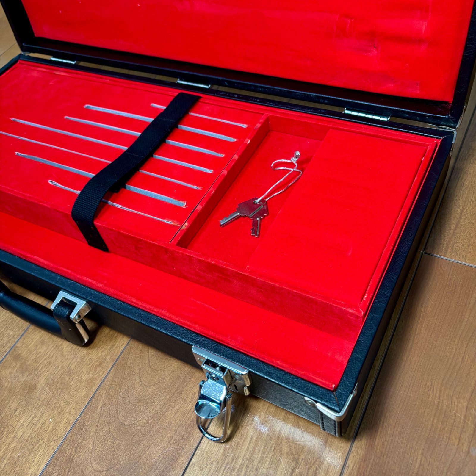 特価品】包丁ハードケース(鍵付き、長物入れ付き) - メルカリ