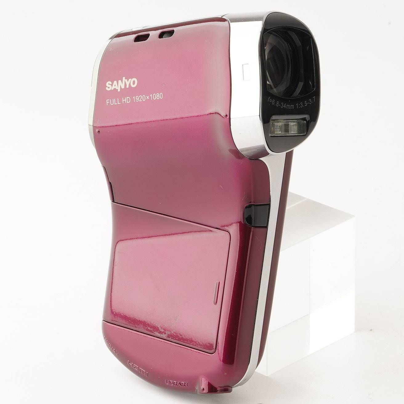 Sanyo Xacti DMX-CG110 ワインレッド - メルカリ