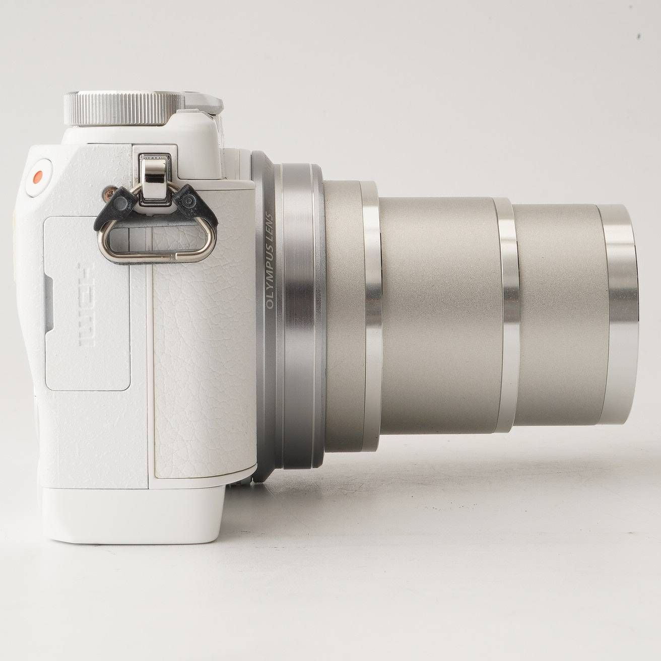 【新品同様】オリンパス STYLUS SH-1 光学24倍ズーム Wi-Fi 008_s.jpg