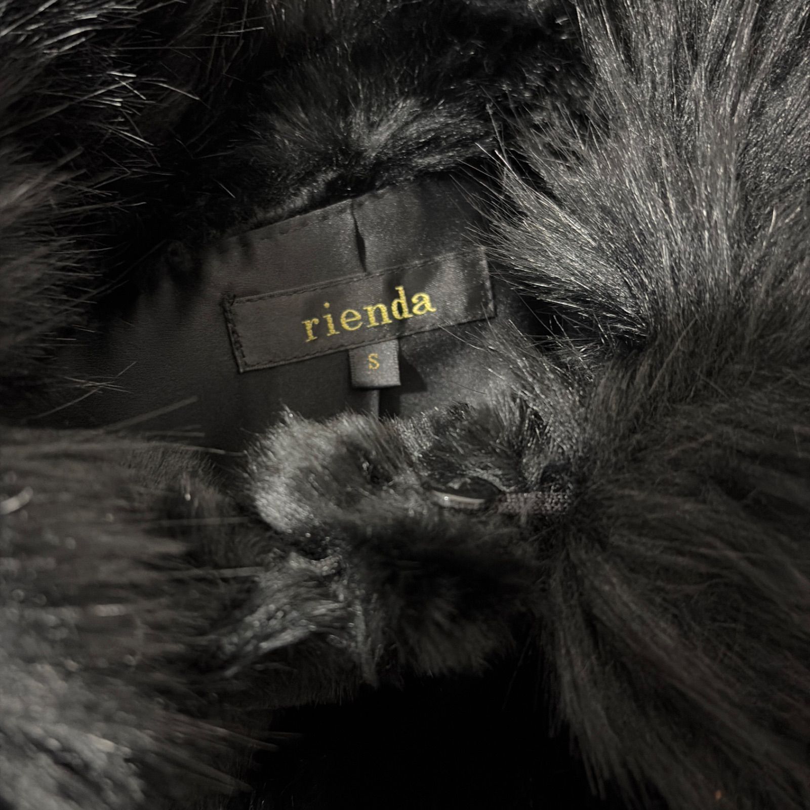 rienda 定番 黒ファーコート ZK7 リエンダ rienda ファーコート ブラック 黒 毛皮コート レディース