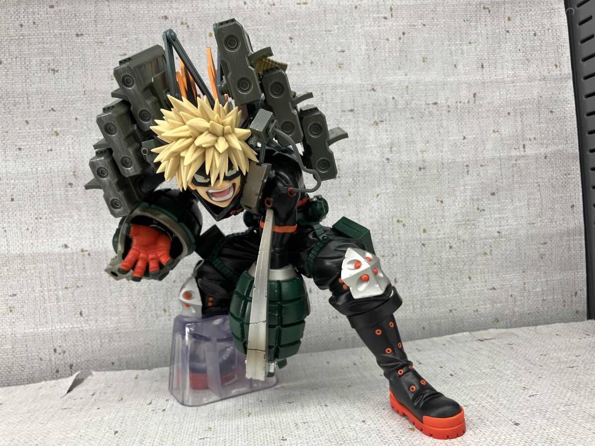 開封済み】B賞「爆豪勝己 -ストレイフパンツァー- 」MASTERLISE 一番 