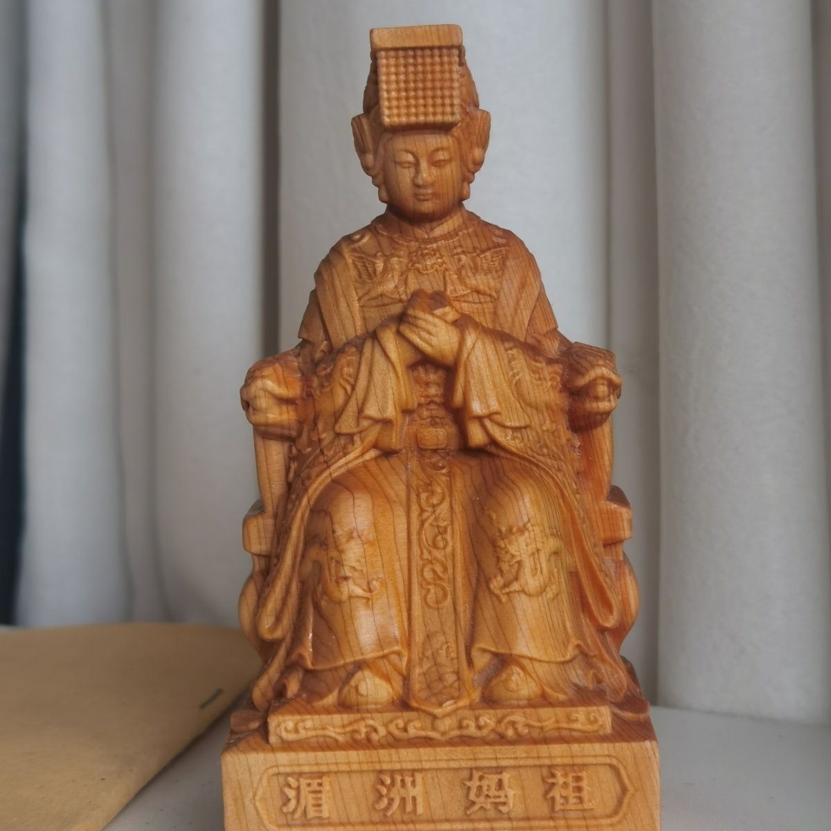 純手工彫刻 崖柏（がいぼく） 媽祖（まそ）像 木彫り 神像 仏具 祭壇