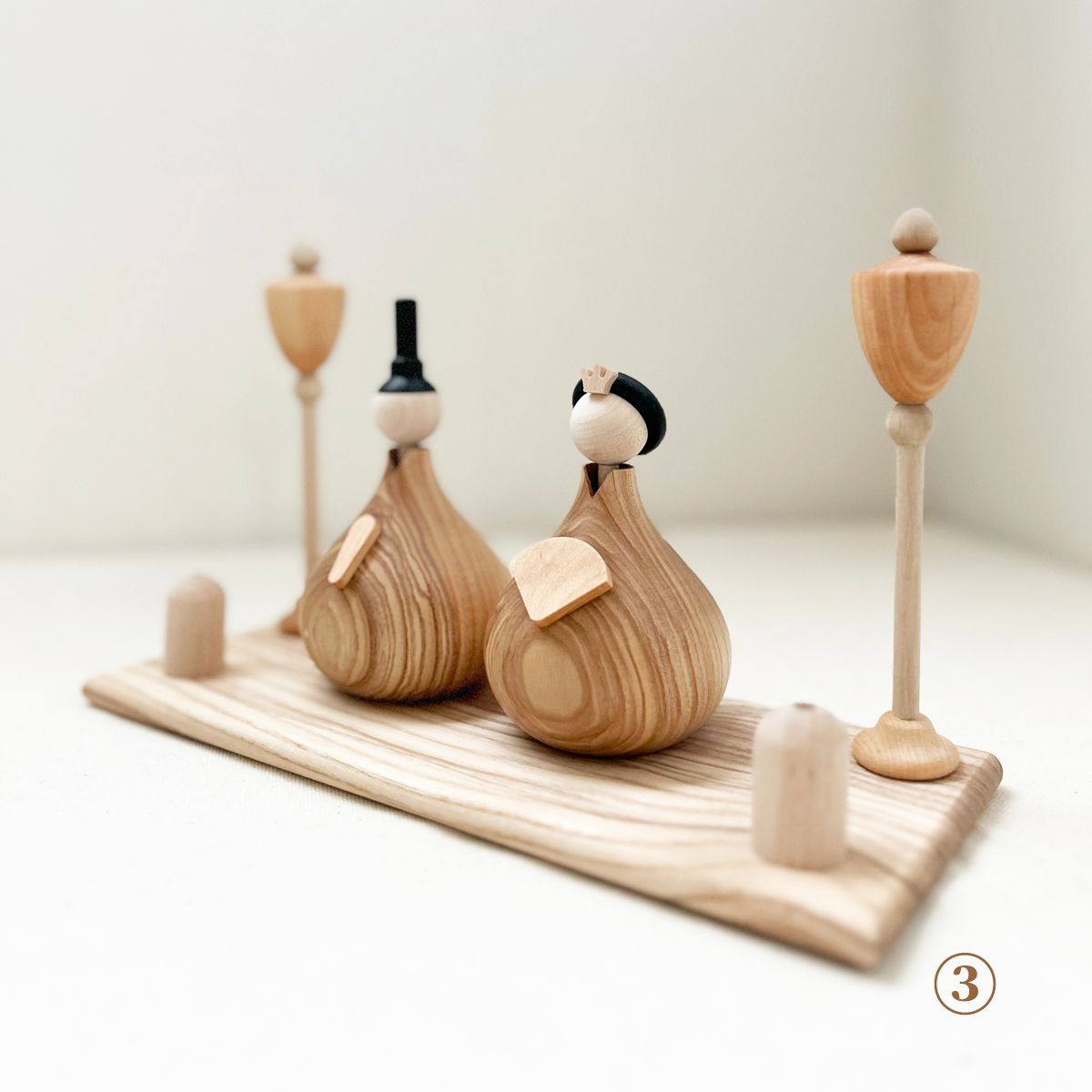 新春特別価格／木製 雛人形セット(黒) オリジナル花挿し＆桐箱付き by