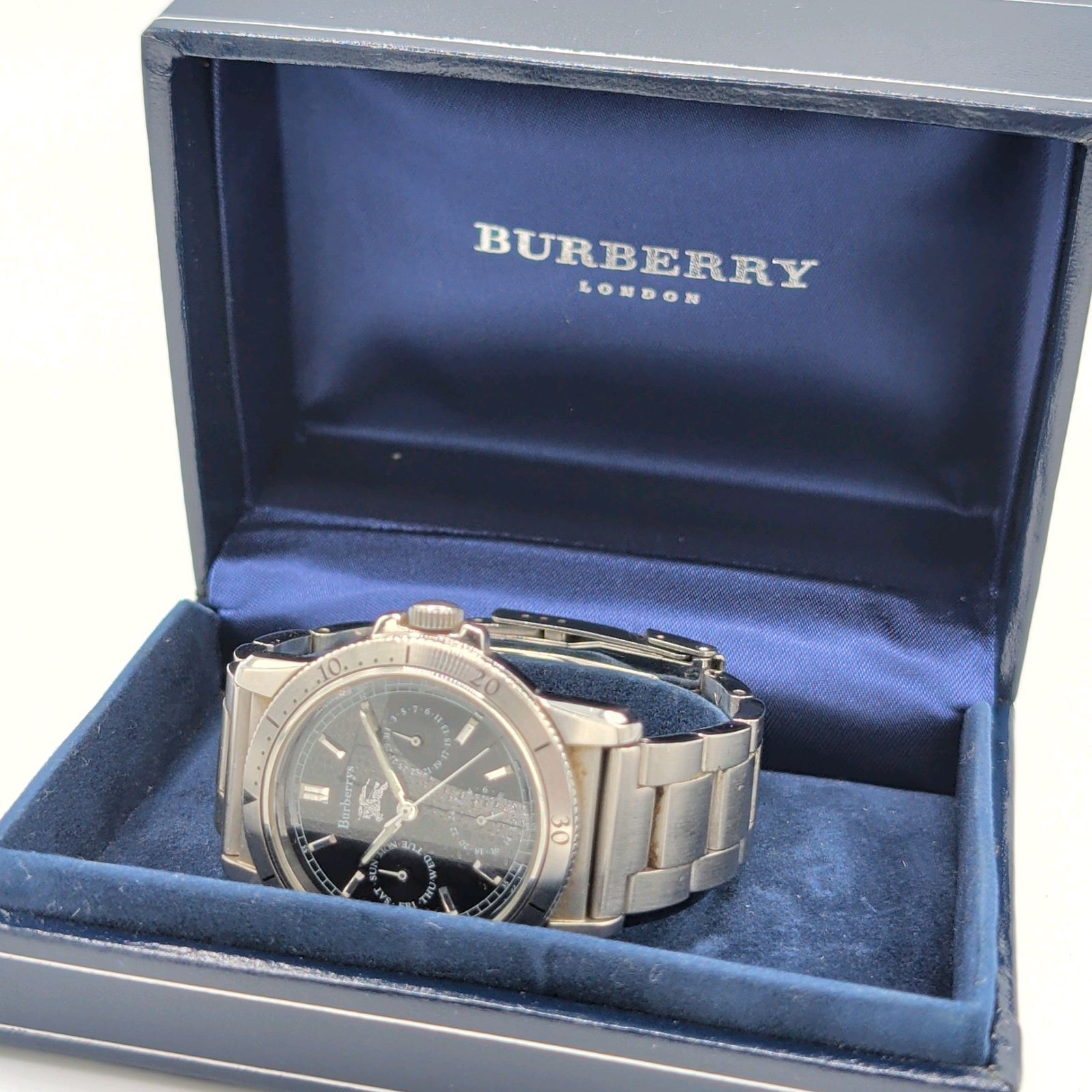 Burberry London 6329-H26562 Watch Men's Round Silver Black dial