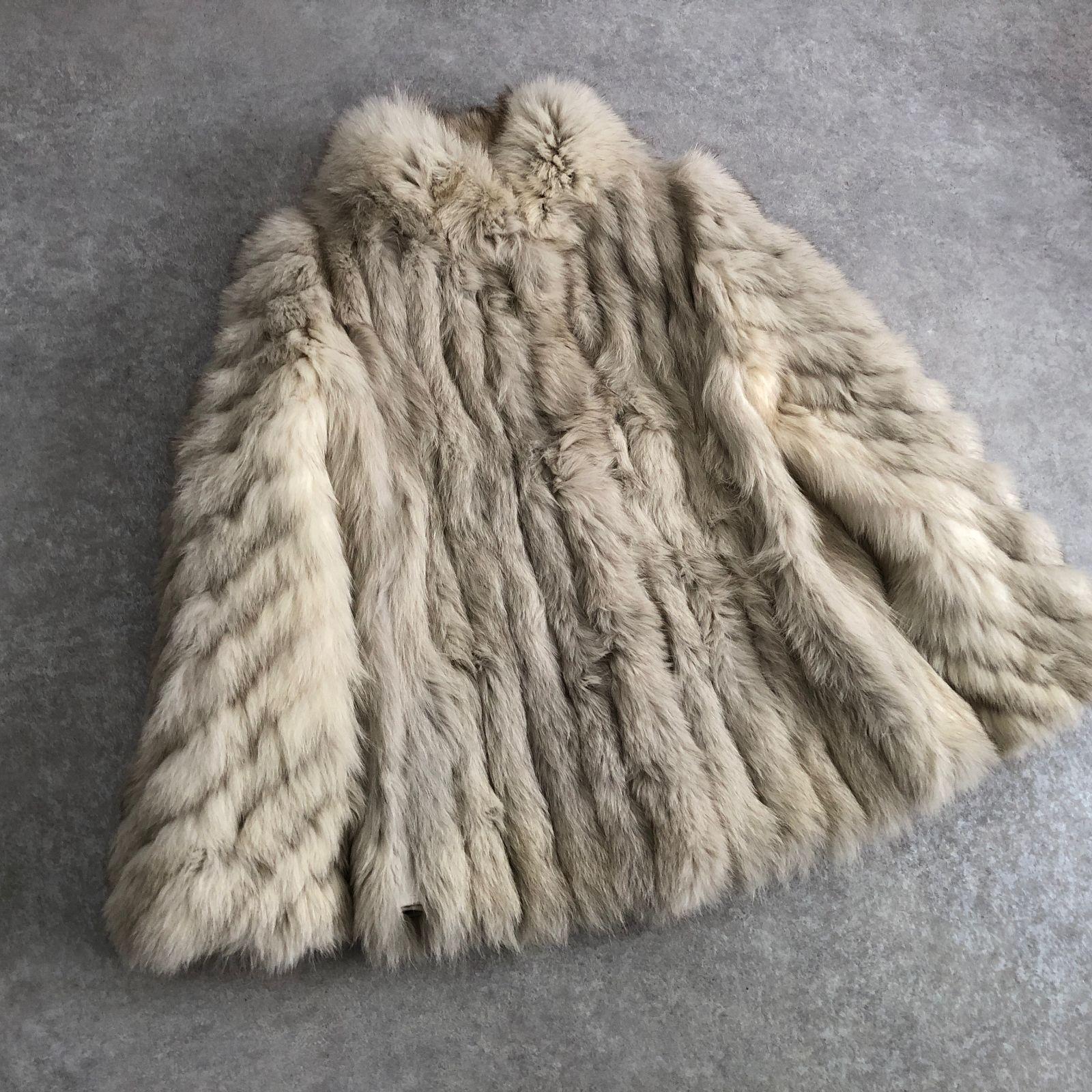 【ファーコート　SAGAFOX　フォックスファー　高級感　古着】 SAGA FOX サガフォックス ファーコート 中古・古着通販】SAGA FOX