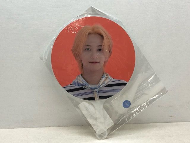 未開封☆SEVENTEEN ジョンハン うちわ 【E1747-008】036 - メルカリ