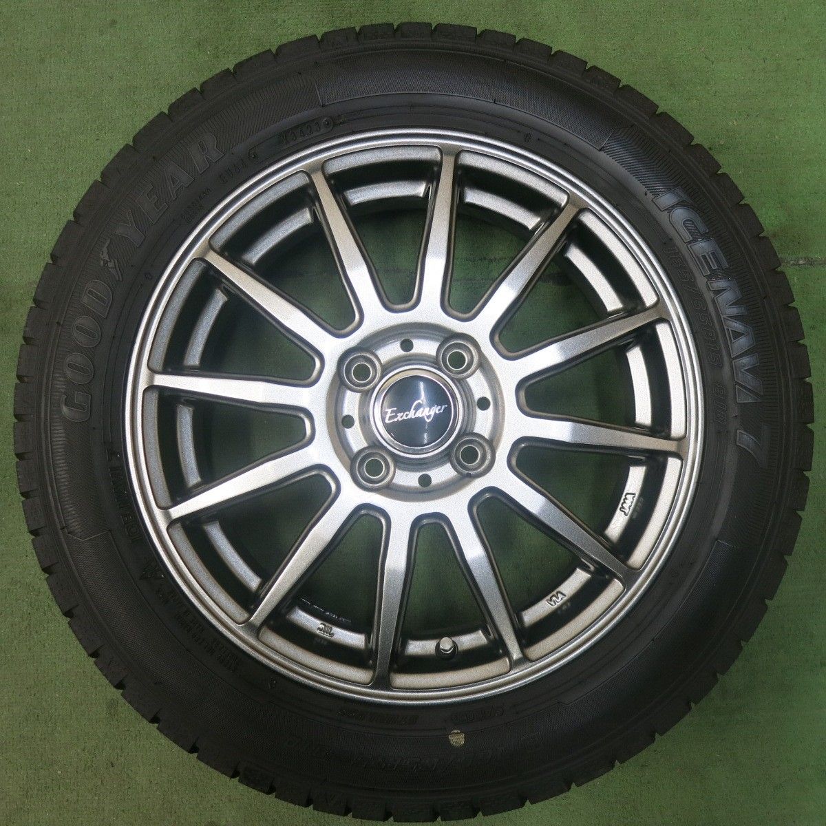 バリ溝！23年！キレイ！9.5分以上☆スタッドレス 165/65R15