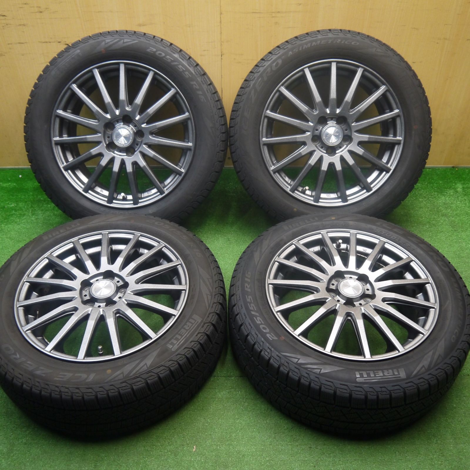 バリ溝！23年！キレイ！8.5分☆86 BRZ 等 205/55R16 スタッドレス 