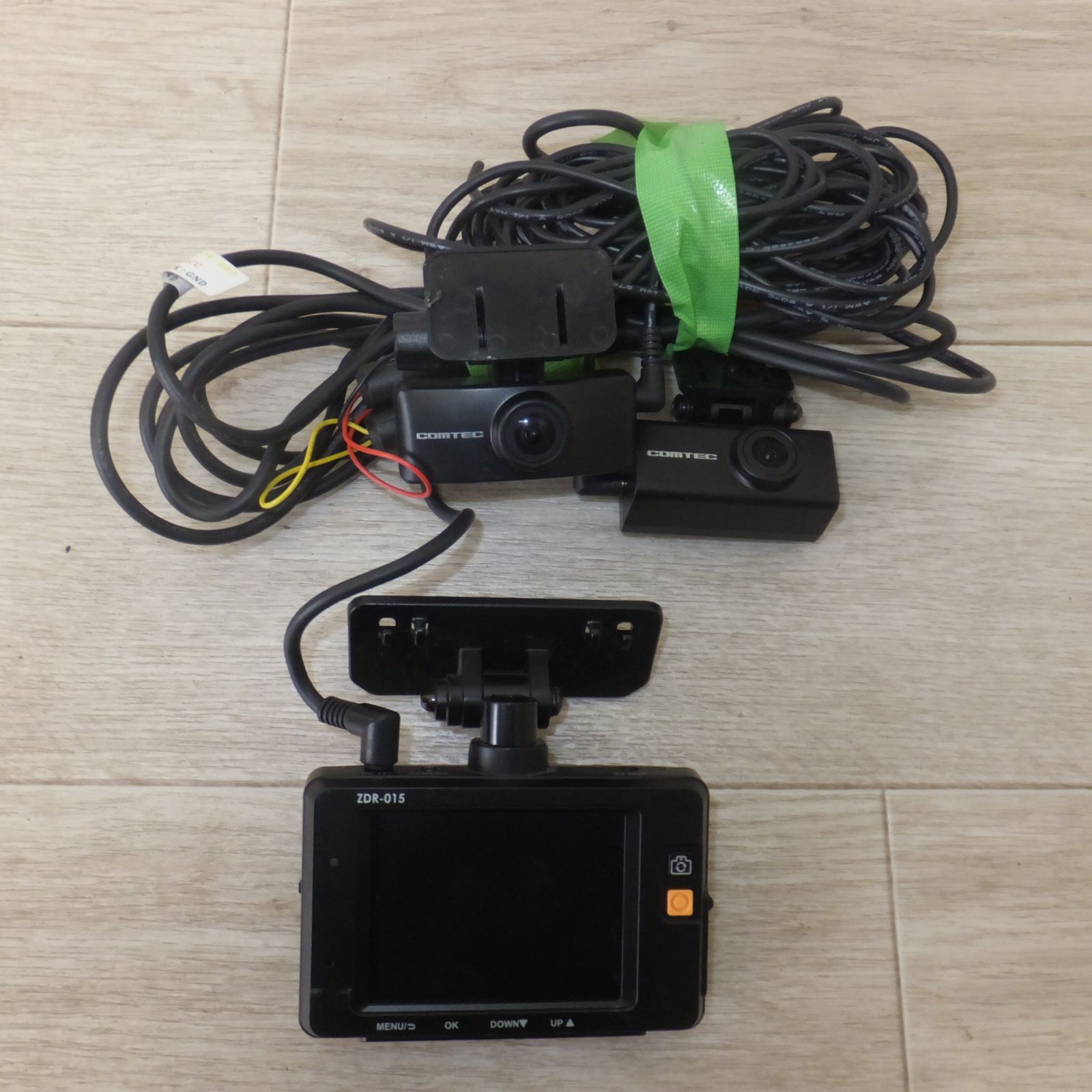 送料無料] 現状品☆コムテック COMTEC ドライブレコーダー ZDR-015 SD 