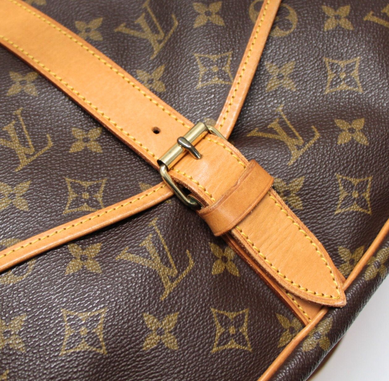 ルイヴィトン Louis Vuitton ソミュール35 ショルダーバッグ 