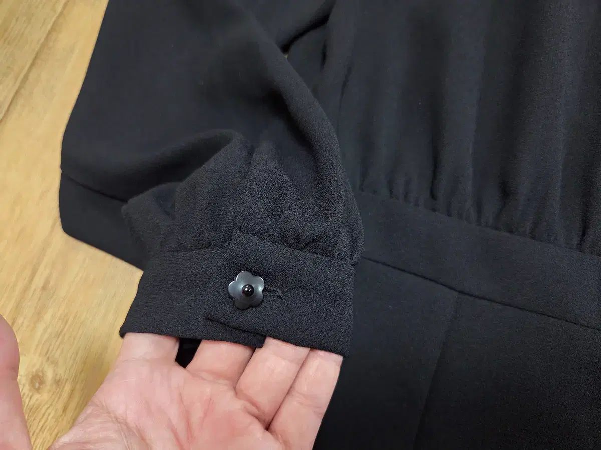 プリーツワンピース