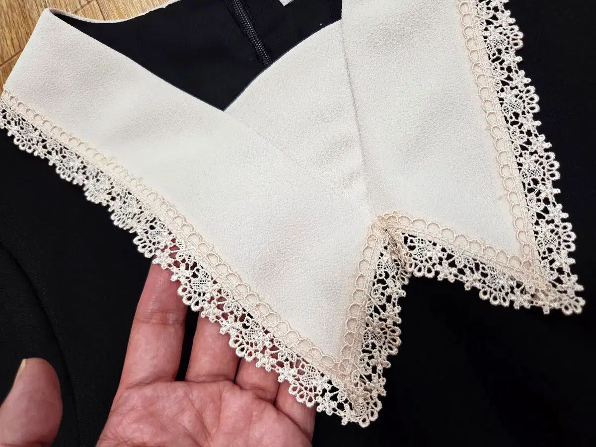 DEBB プリーツワンピース