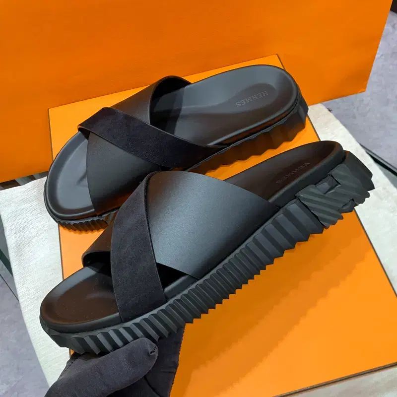 メンズ/Hermes インフラ サンダル/カーフスキン スウェード ブラック H