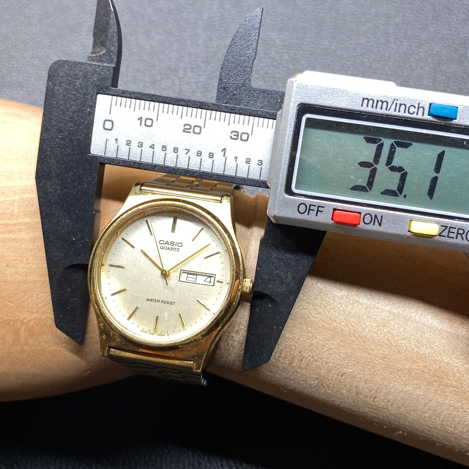 カシオ CASIO MQ-514 ゴールド アナログ デイデイト ゴールド ホワイト 