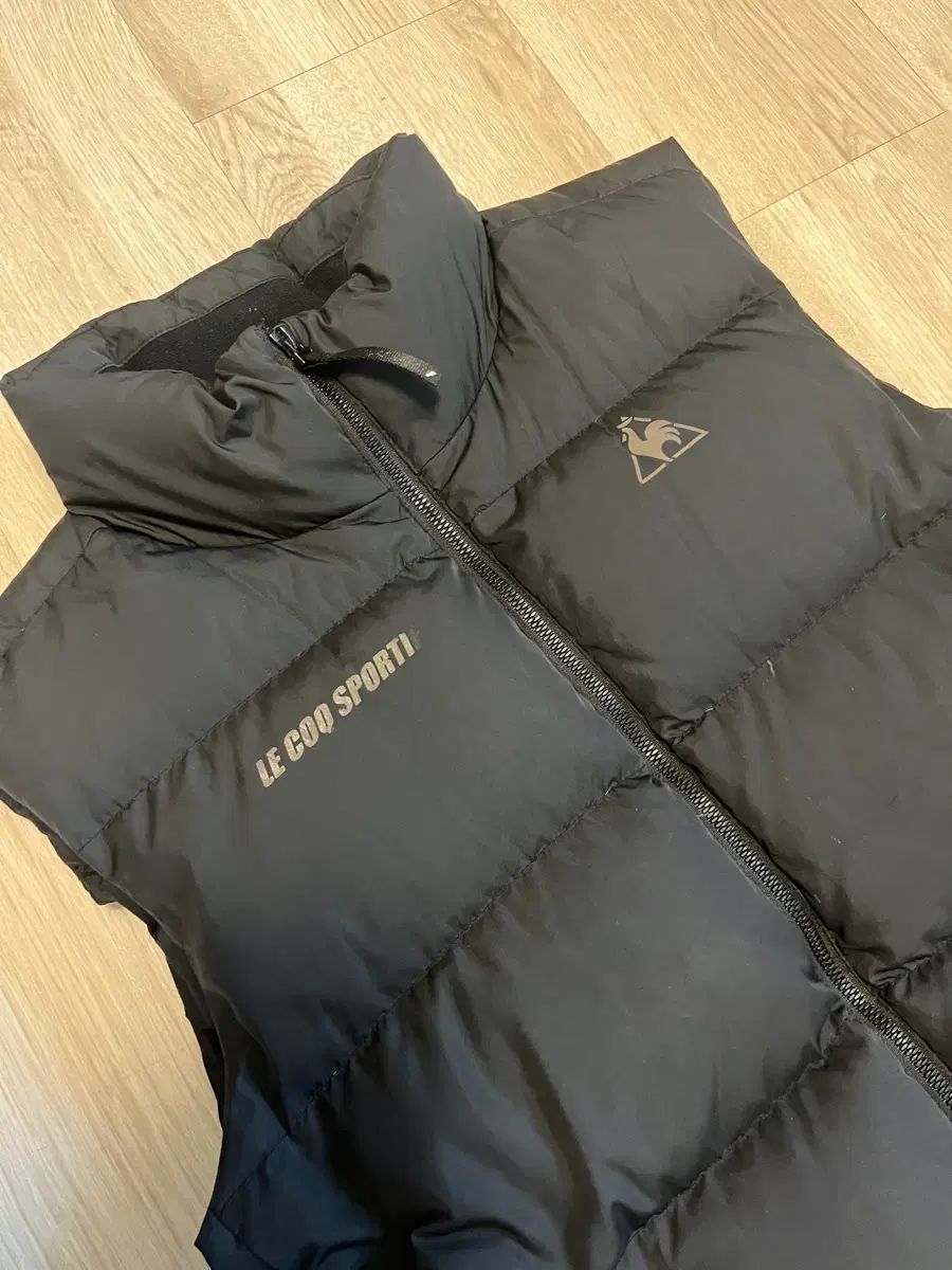 LE COQ SPORTIF ブラック ダウンベスト le coq sportif GOLF（ルコックスポルティフ ゴルフ） 【超美品