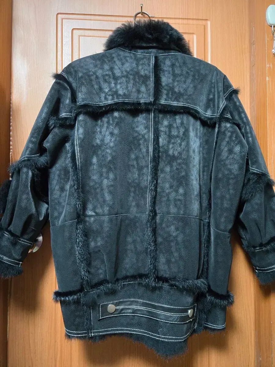 ブラック ムートン シープスキン & レックス ジャケット コート - メルカリ