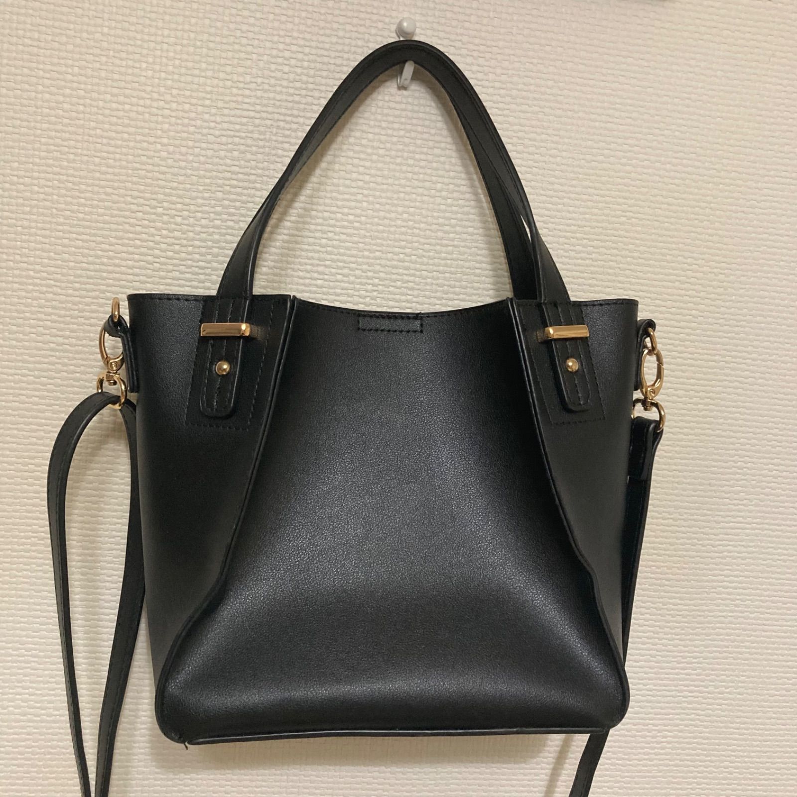 レディース ハンドバッグ ショルダーバッグ 2WAY 黒 合皮 ゴールド金具 