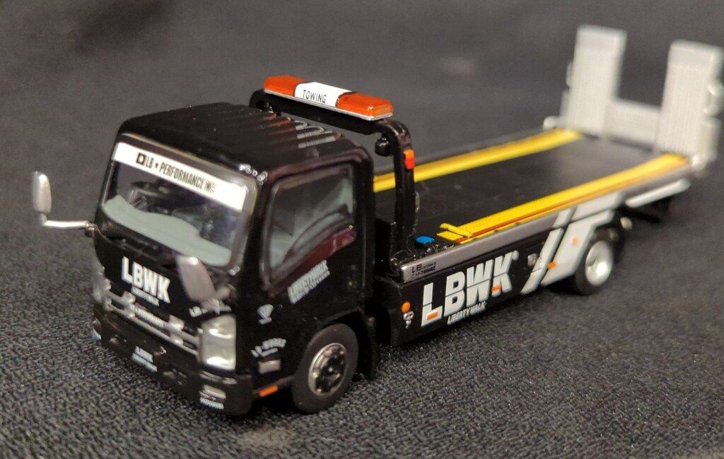 TSM 1/64MINI GT Isuzu Nシリーズ(ELF) 車両積載車 LBWK ブラック(右