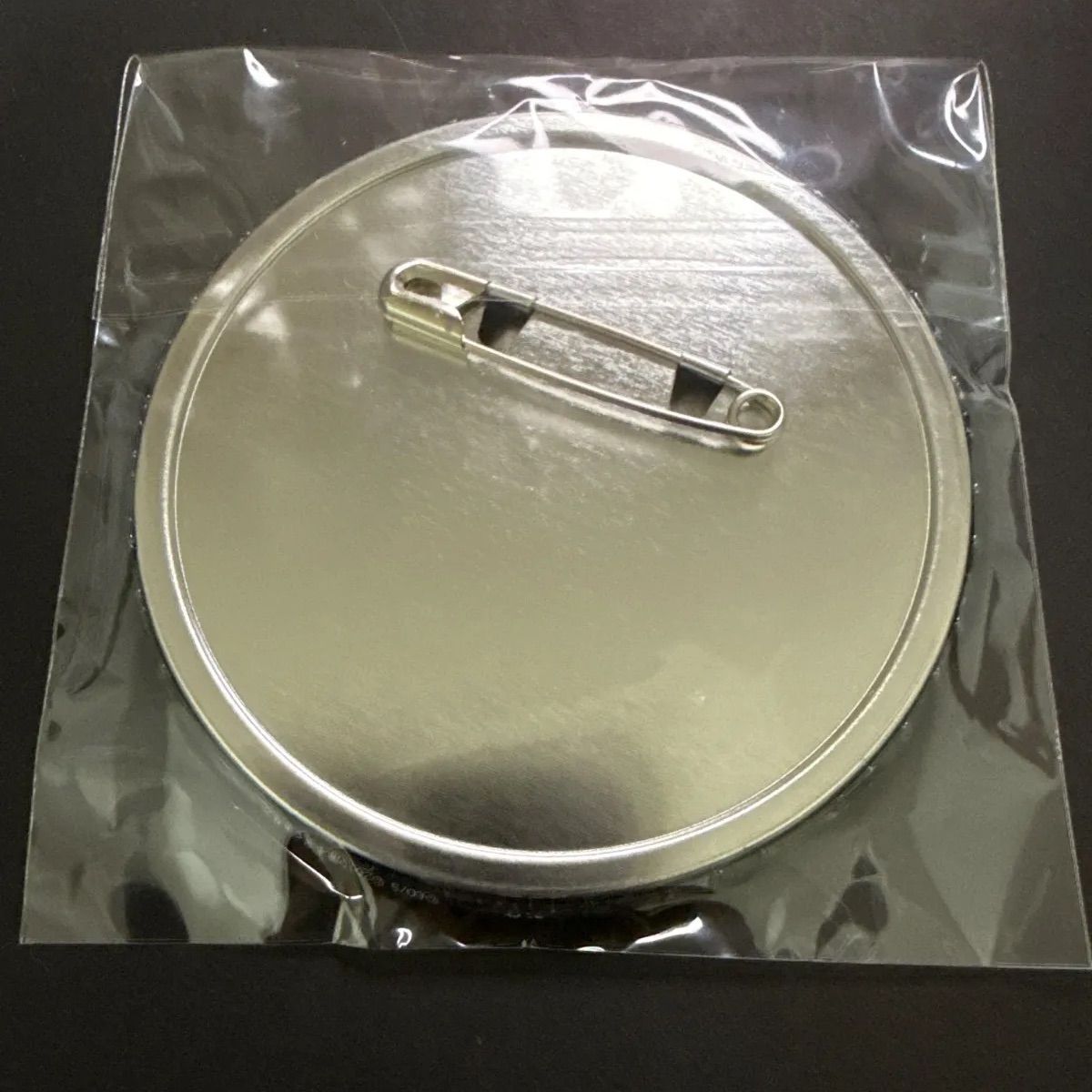 ワンピース Hello ONE PIECE 熊本 ルフィ くまもん 缶バッジ - メルカリ