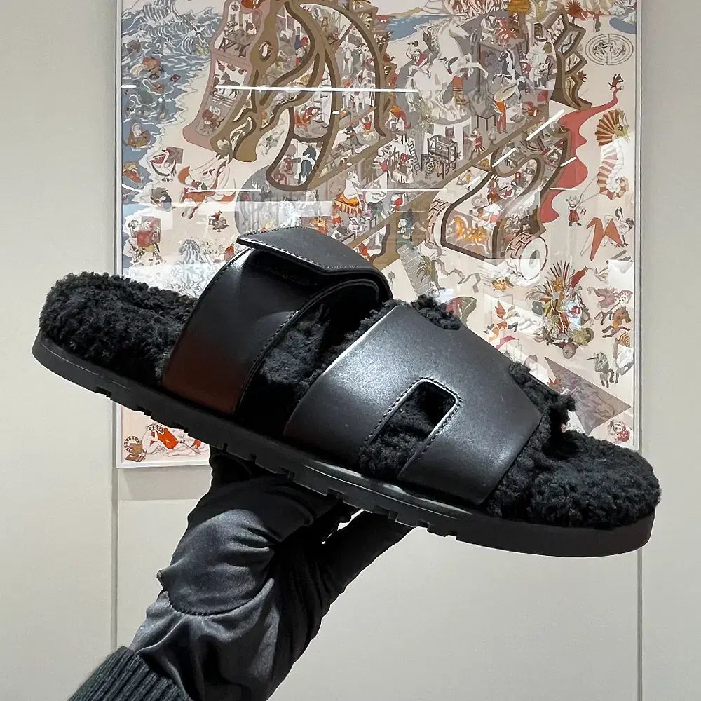 サンダル スウェード