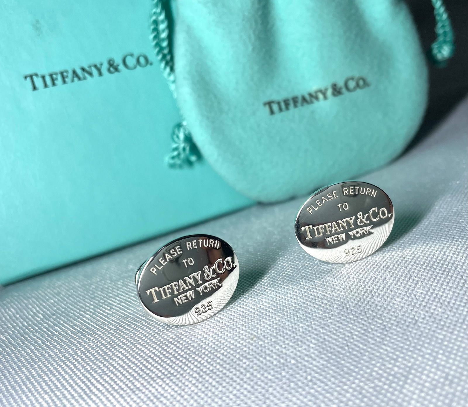 美品 Tiffany ブラック カーボン カフス カフリンクス ビンテージ 希少 TIFFANY&Co.（ティファニー） 【美品】ティファニー リターントゥ