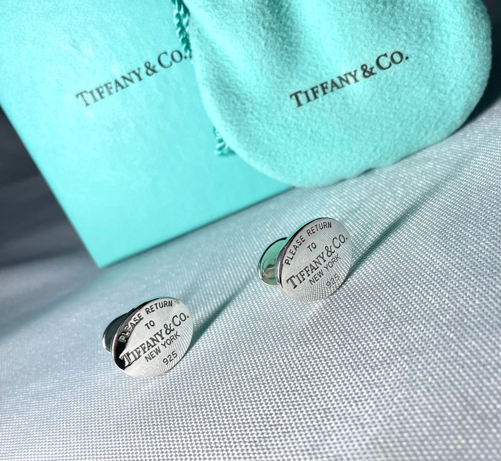 Tiffany & Co. ボタン型カフリンクス　SV925/750 ティファニー カフリンクス ボタンモチーフ SV925/750 保存袋 | 東京