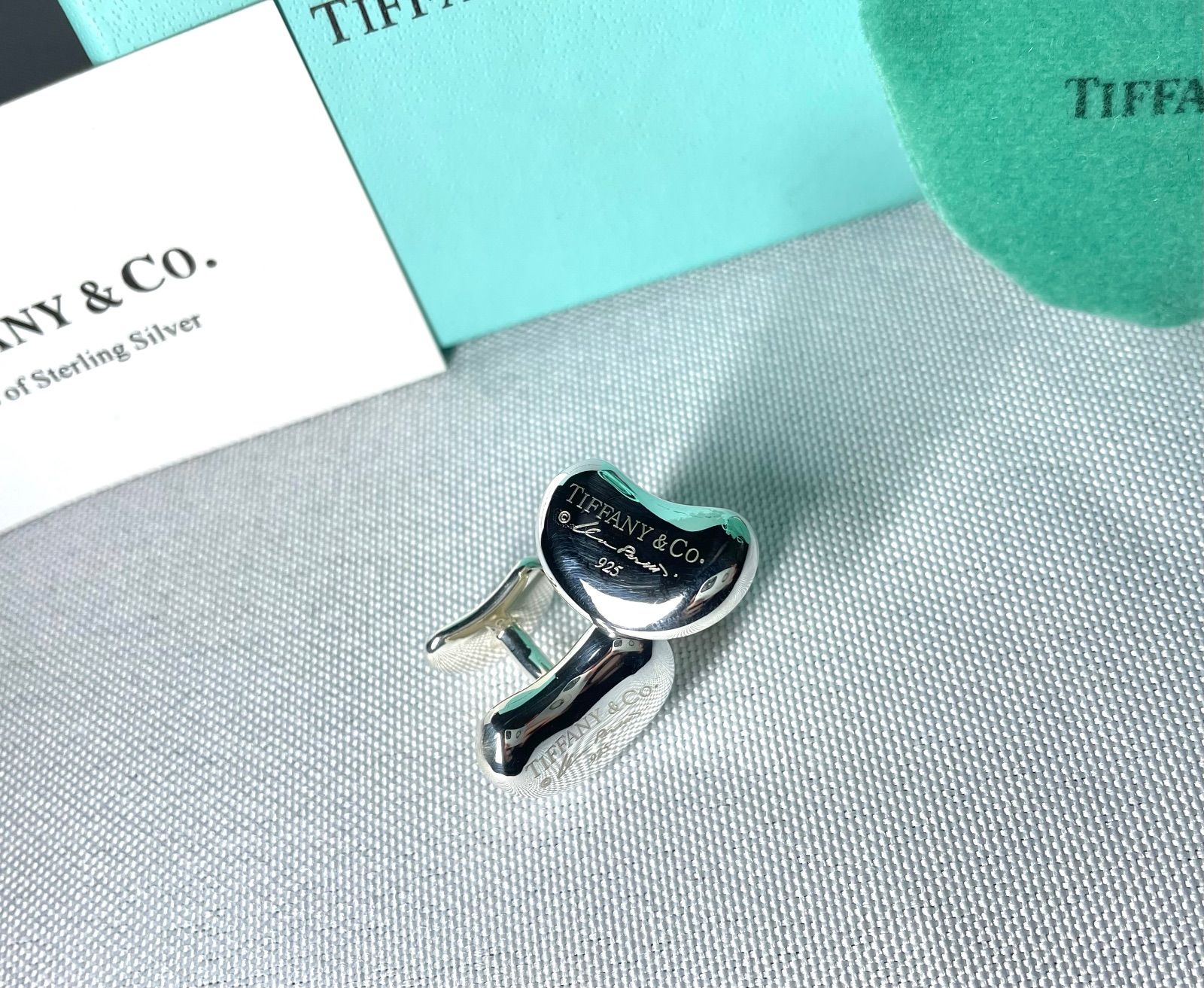 美品 ティファニー ビーンズ エルサペレッティ カフス シルバー 925 TIFFANY ティファニー エルサペレッティ ビーン ロゴ文字 カフス