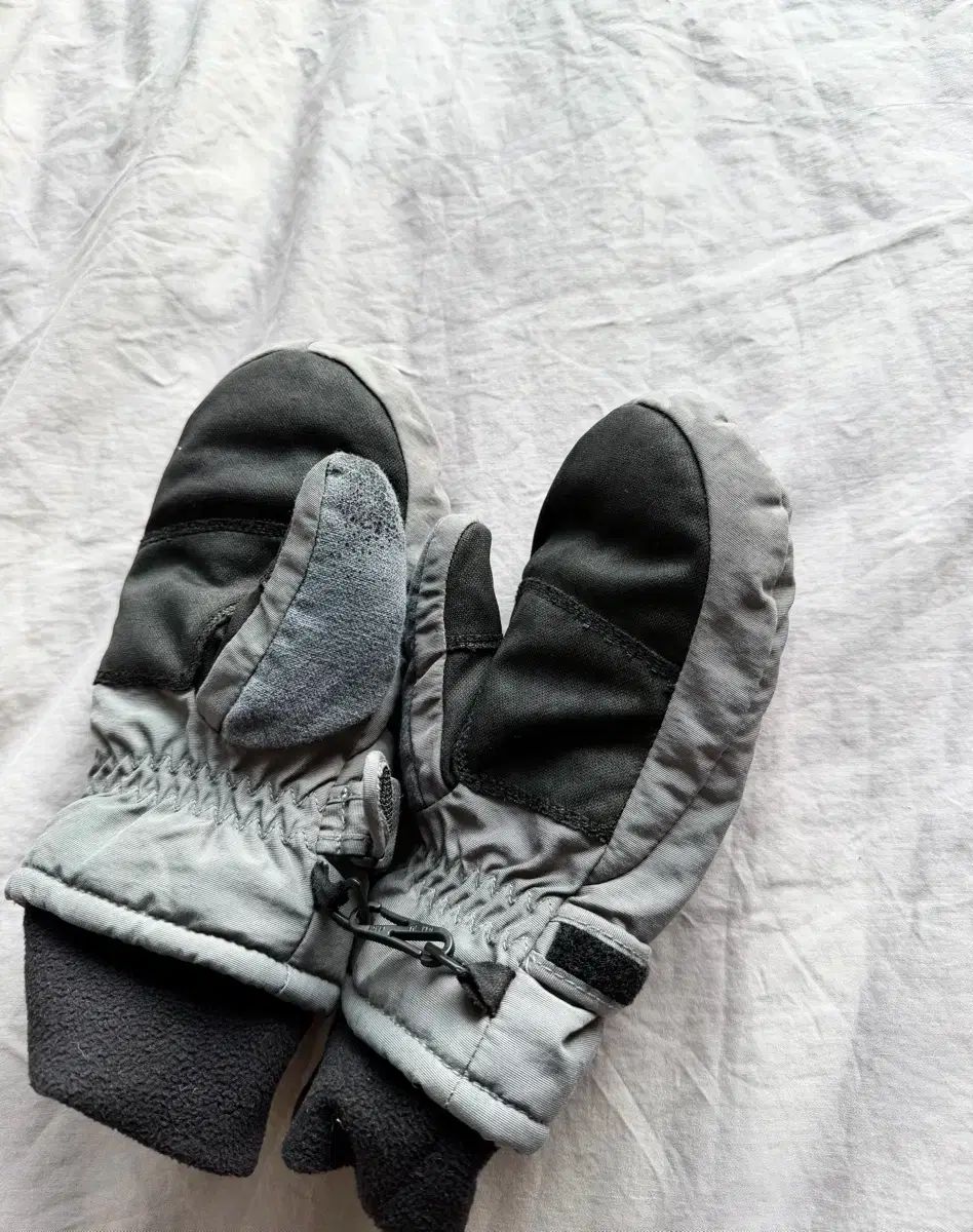 S/ Canada Goose(カナダグース) ロゴワッペン ミトン グローブ 手袋