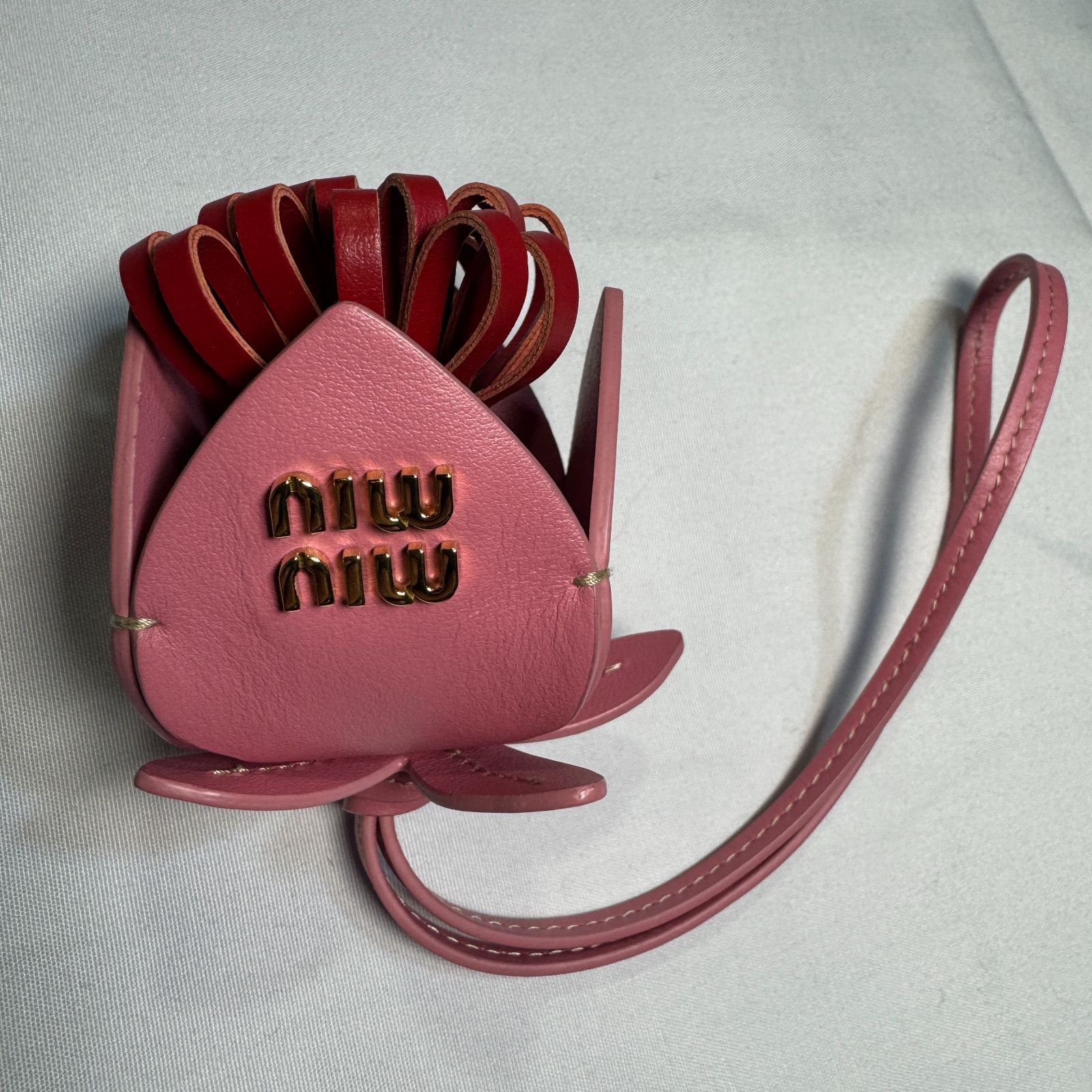 B073 MIU MIU ミュウミュウ キーホルダー ハート ピンク フリンジ