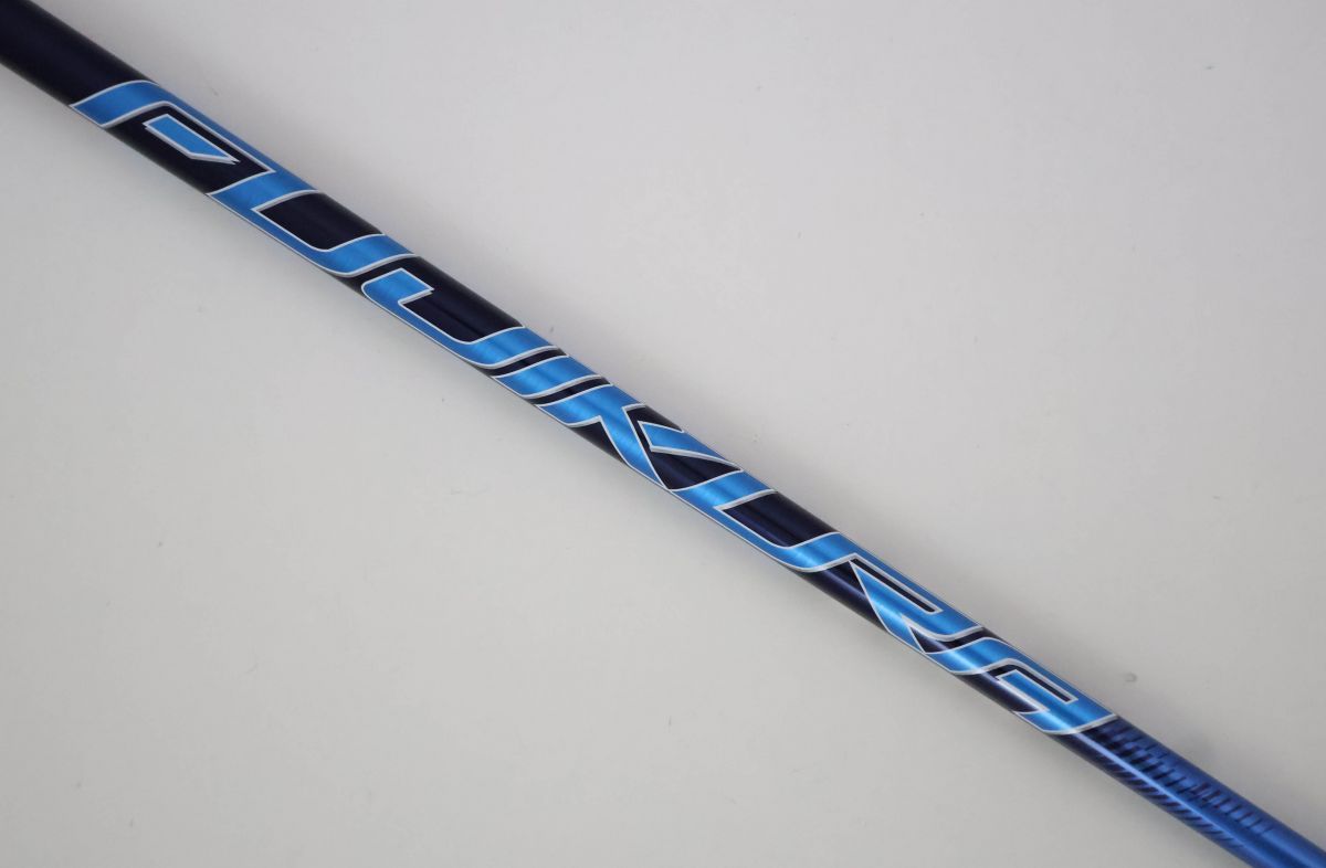 ○訳有激安！テーラーメイド ドライバー用スリーブ付き！フジクラ