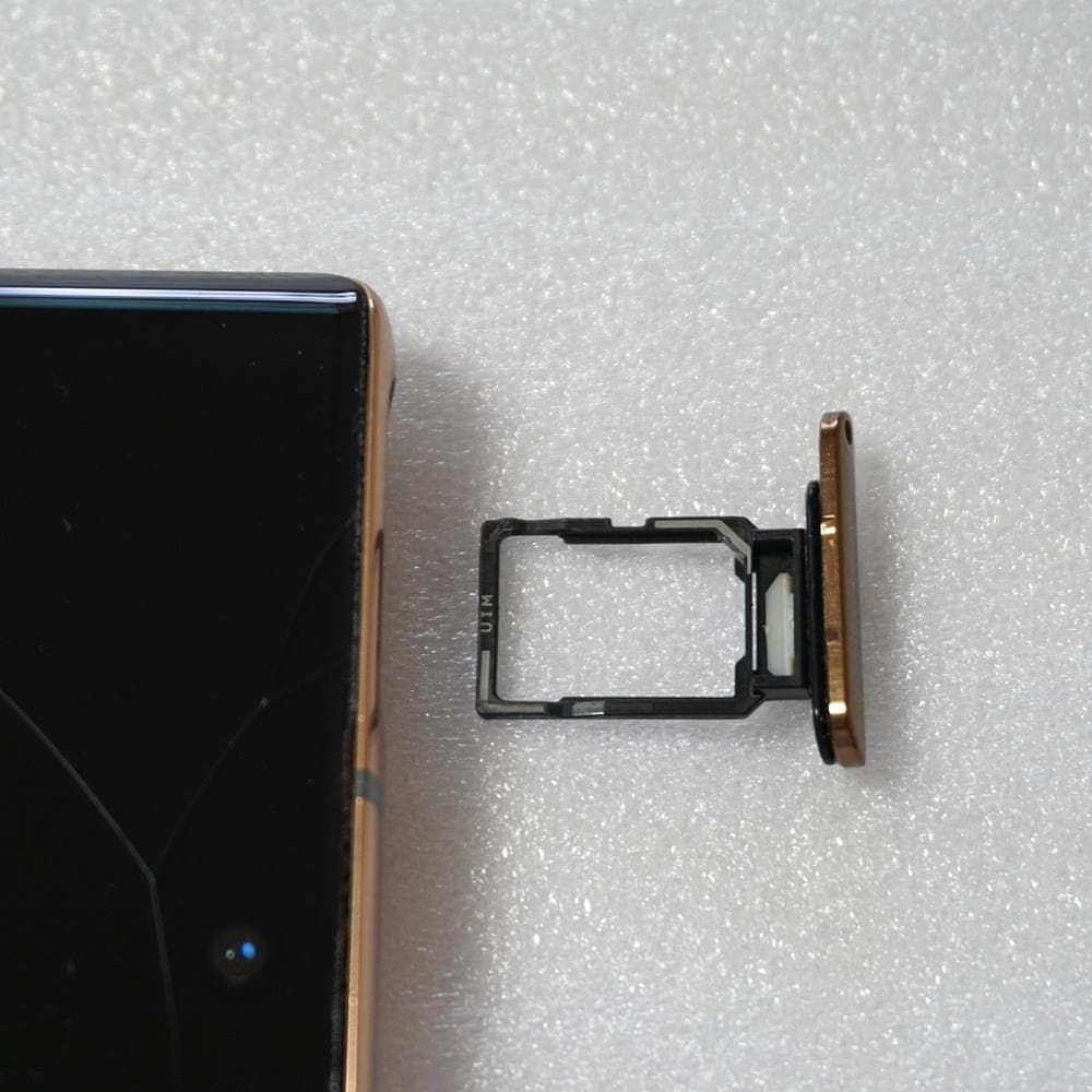 arrows NX9 F-52A ゴールド SIMロック解除済 ドコモ 5G F125 - メルカリ