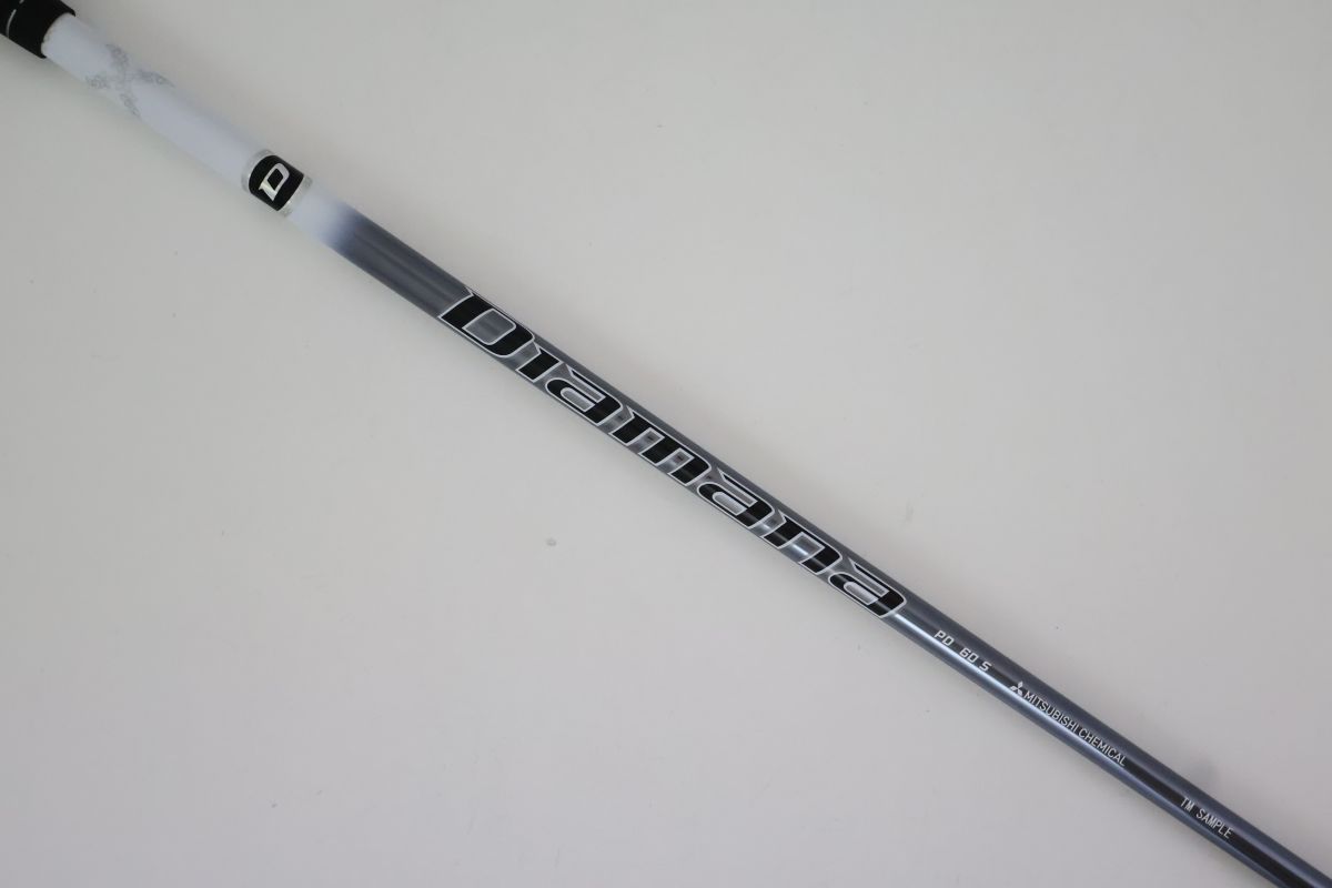 ○訳有激安！テーラーメイド ドライバー用スリーブ付き！三菱ケミカル