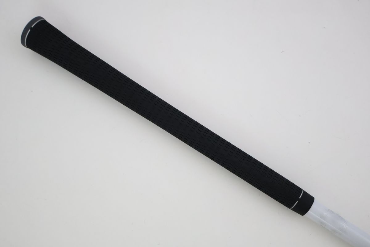 ○訳有激安！テーラーメイド ドライバー用スリーブ付き！三菱ケミカル