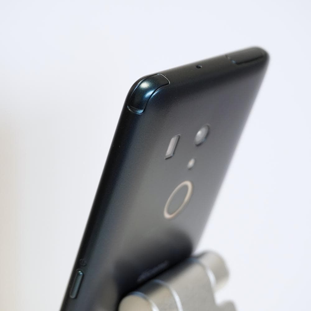 arrows Be3 F-02L ブラック docomo SIMロック解除済 F120 - メルカリ