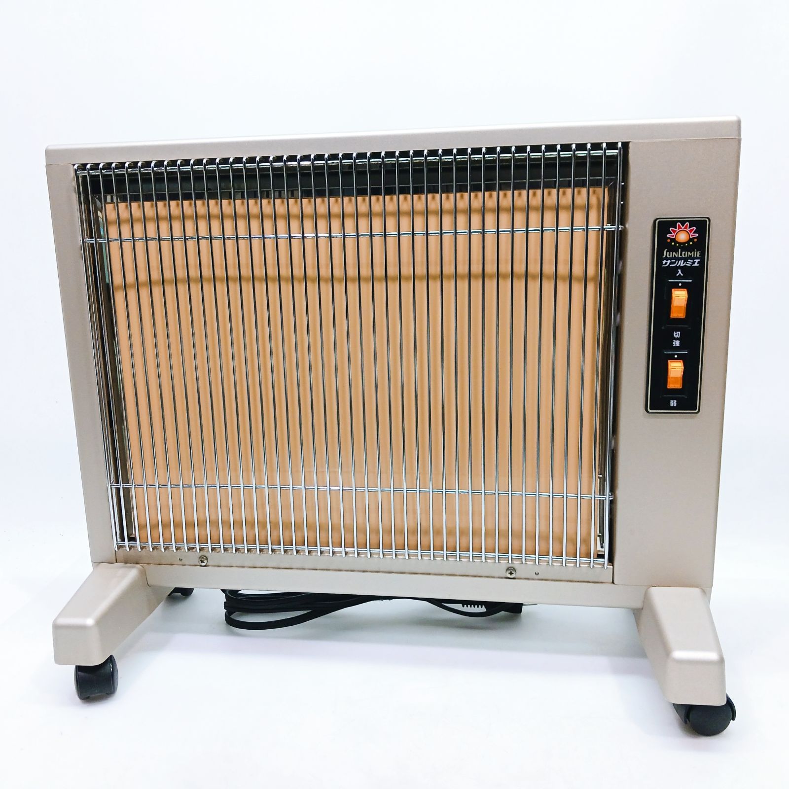 サンルミエ キュート E800LS 遠赤外線 暖房機 電気ヒーター - メルカリ